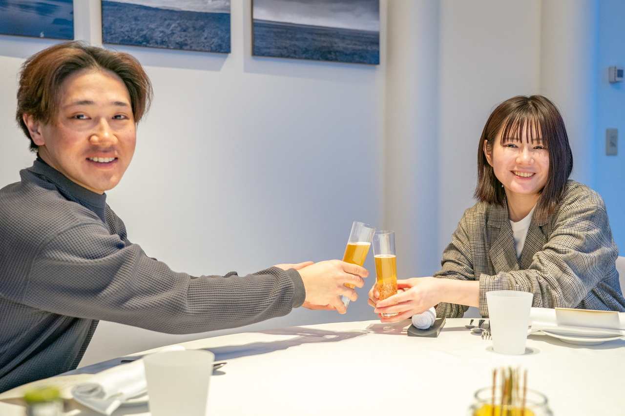 ［SPECIAL REPORT］全室スイートルームのホテル『リゾナーレトマム』に前泊－。翌日、誰もが憧れる『狩振岳CATツアー』で大自然の中を滑走する。気心知れた仲間たちと過ごす、２日間の「星野リゾート　トマム」ご褒美旅。